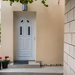 Serious Job Apartment